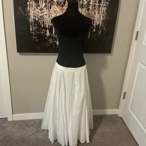 Zara White Pleated Skirt